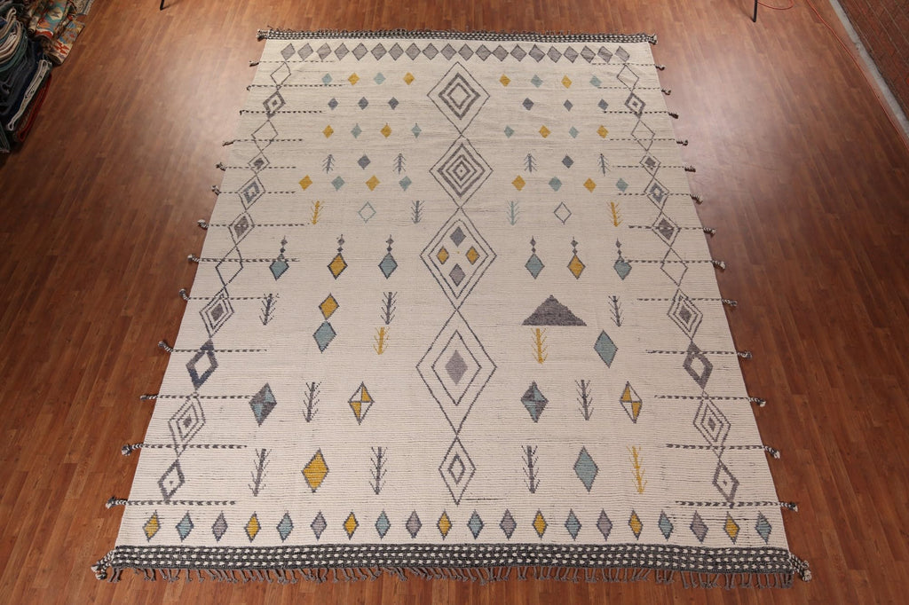 Large Hand-Knotted Wool Rug, 480 x 356 cm